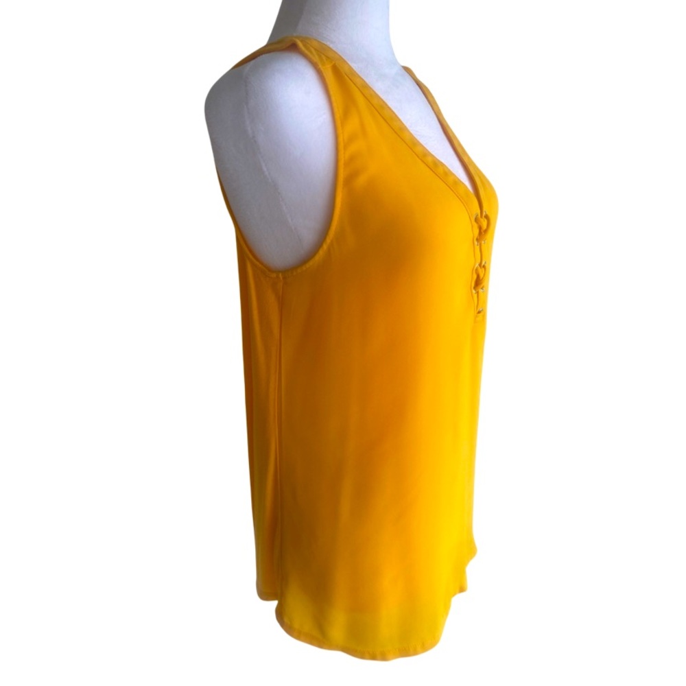 EXPRESS Tank Top - Picture 2 of 3